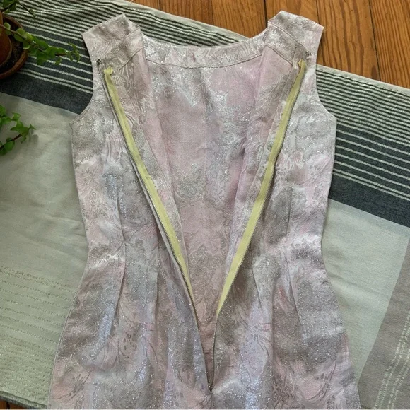 Vintage 1950s-1960s Metallic Floral Sleeveless Cocktail Dress - Picture 11 of 12